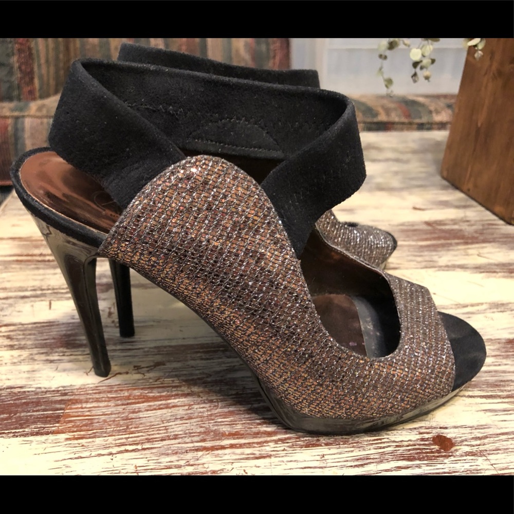 Carlos high heels lightly used